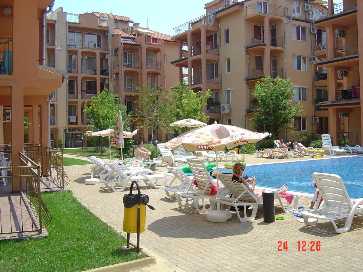 Casa Brava 2 Apartments Sveti Vlas Esterno foto