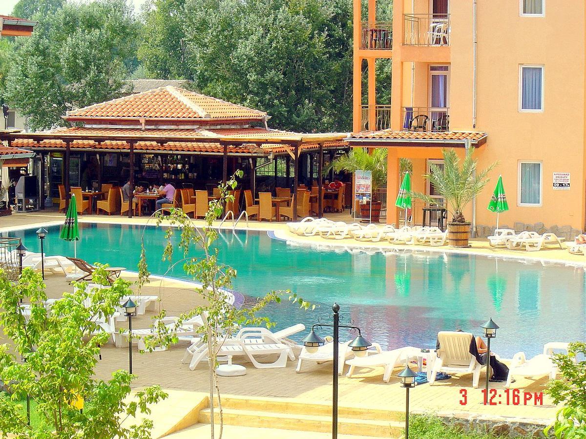 Casa Brava 2 Apartments Sveti Vlas Esterno foto