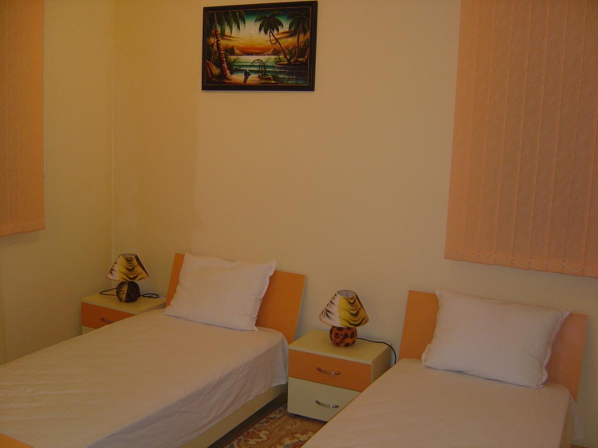Casa Brava 2 Apartments Sveti Vlas Esterno foto