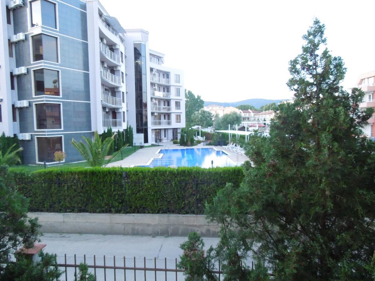 Casa Brava 2 Apartments Sveti Vlas Esterno foto