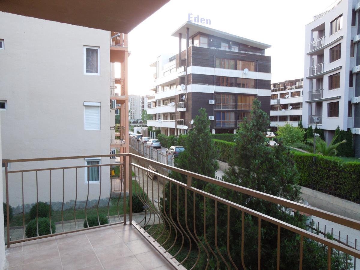Casa Brava 2 Apartments Sveti Vlas Esterno foto